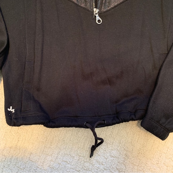 Sweatshirt - Like New - Picture 3 of 3